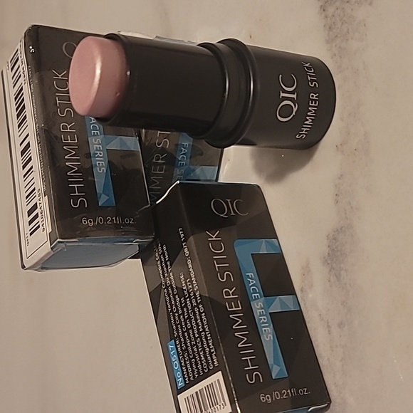 Makeup Shimmer Sticks I Love These I Use These For My Body Also